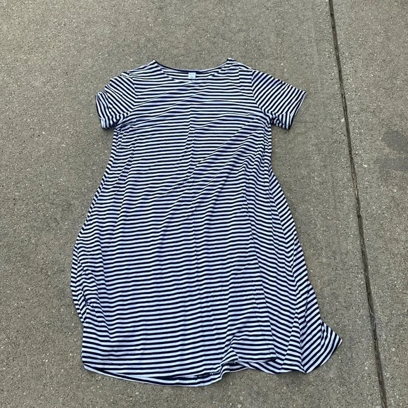 Old Navy Black and White Stripped Swing Dress - Picture 1 of 5